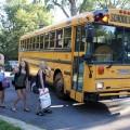 Kids_Boardåing_School_Bus